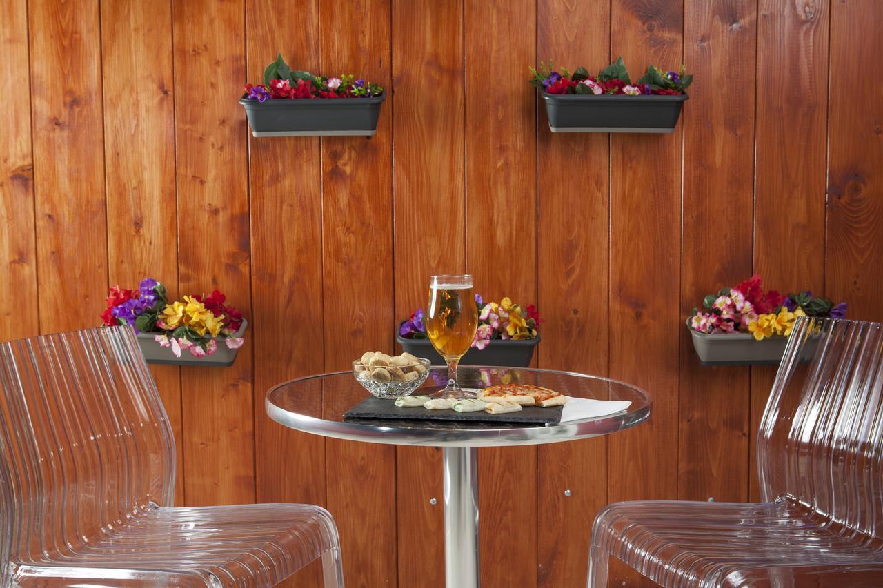 Enjoy Vida Bed & Breakfast Casola di Napoli Exterior photo