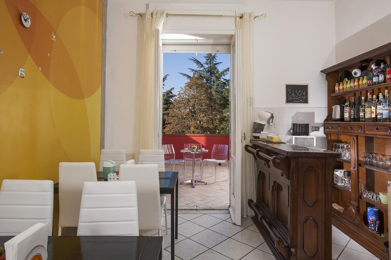 Enjoy Vida Bed & Breakfast Casola di Napoli Exterior photo